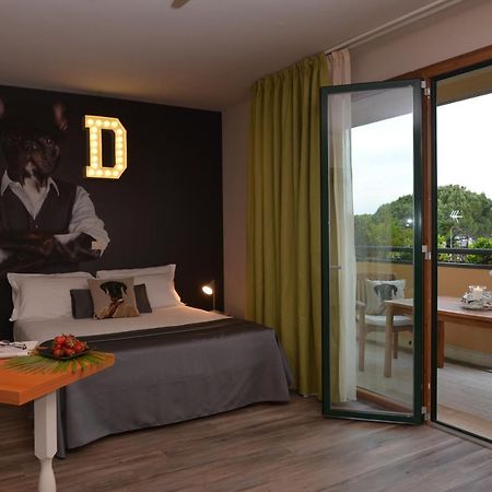 Residence Dory Riccione Eksteriør billede