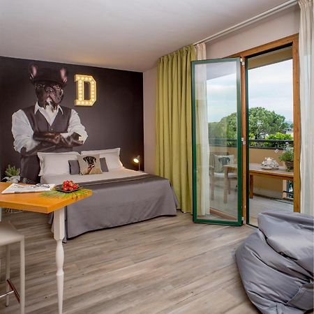 Residence Dory Riccione Eksteriør billede